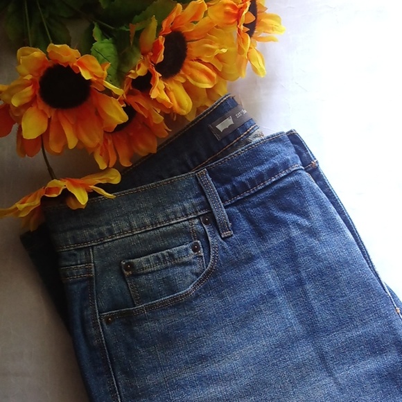 LEVI'S Classic Bootcut Jeans Denim Blue flare  - size 12 - Picture 8 of 8